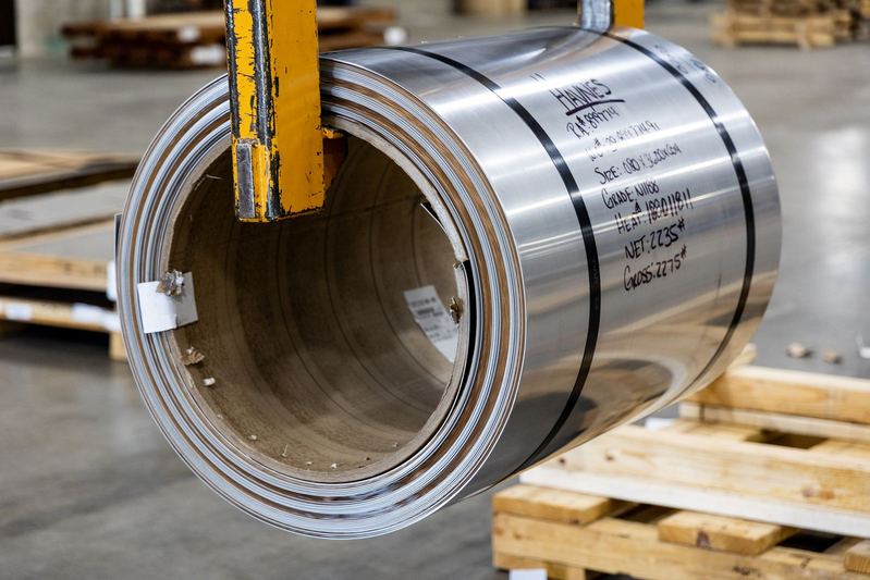 Coil di acciaio pronto per la lavorazione